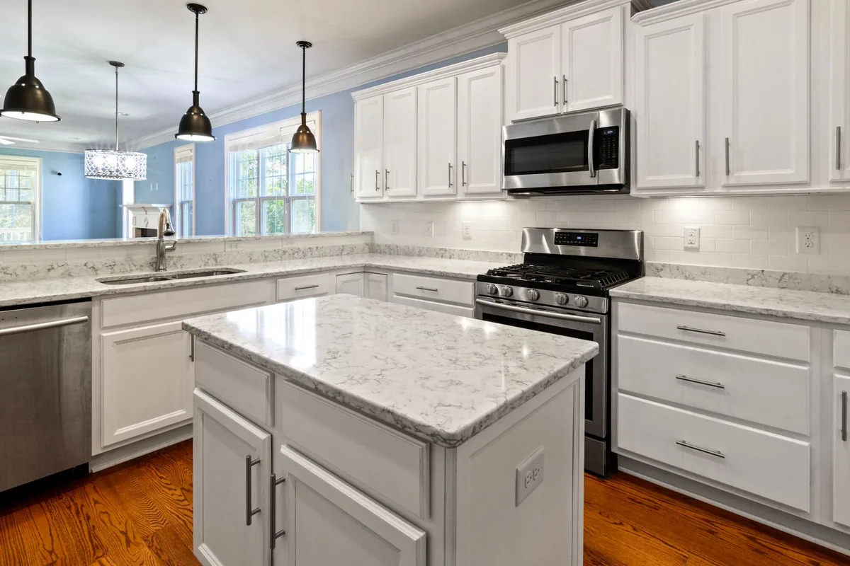 Filth & Squalor Cleanup in Hurley, WI